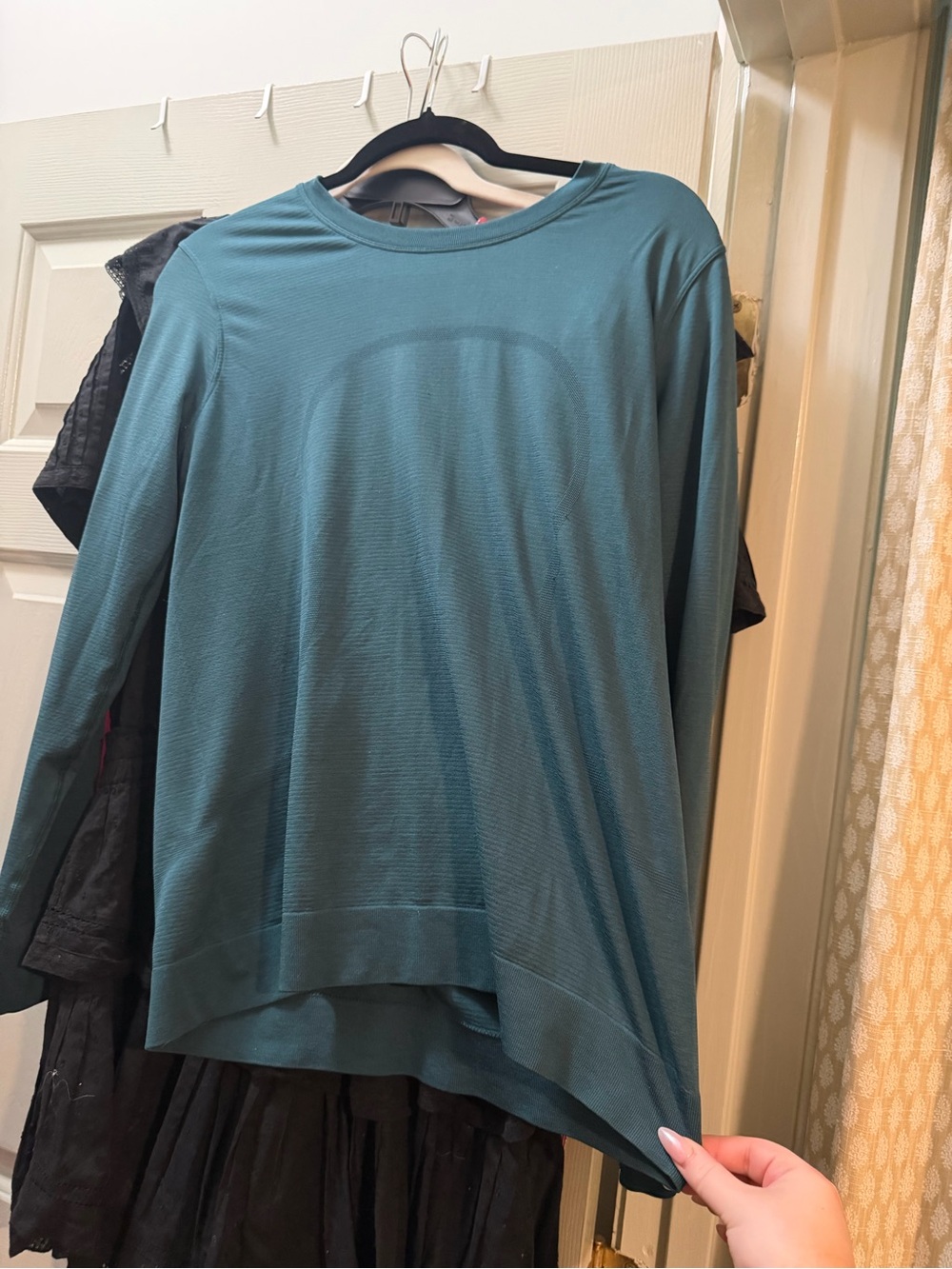 Swifty tech lululemon dark green relaxed fit